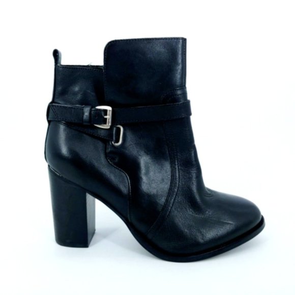 Lane Bryant Womens Stacked Heel Ankle Boot Black Faux Leather Side Zip Buckle 9W - Picture 1 of 10